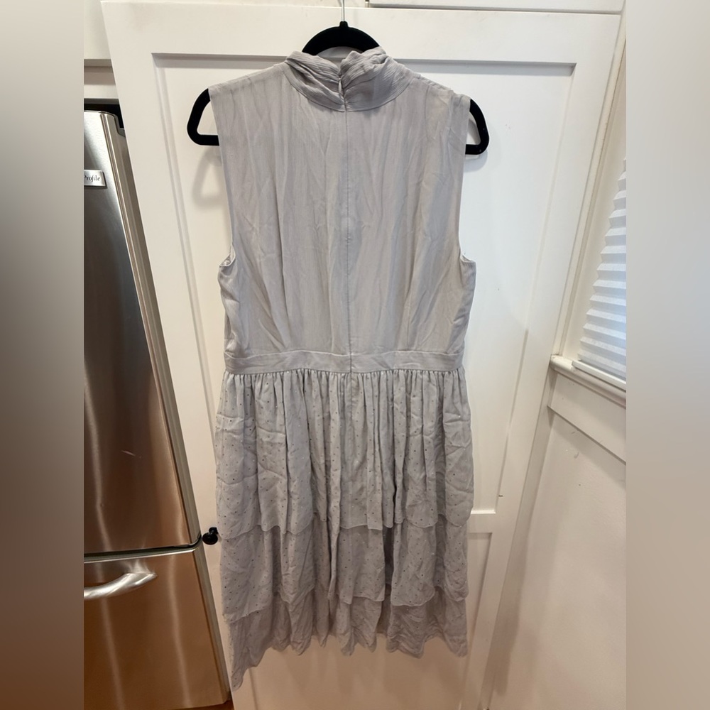 St. John Light Gray Tiered Midi Dress - Picture 5 of 8